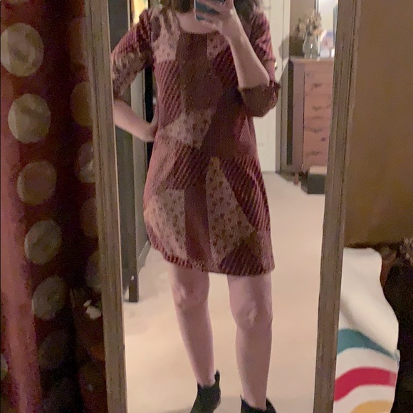 Dress - Picture 1 of 3